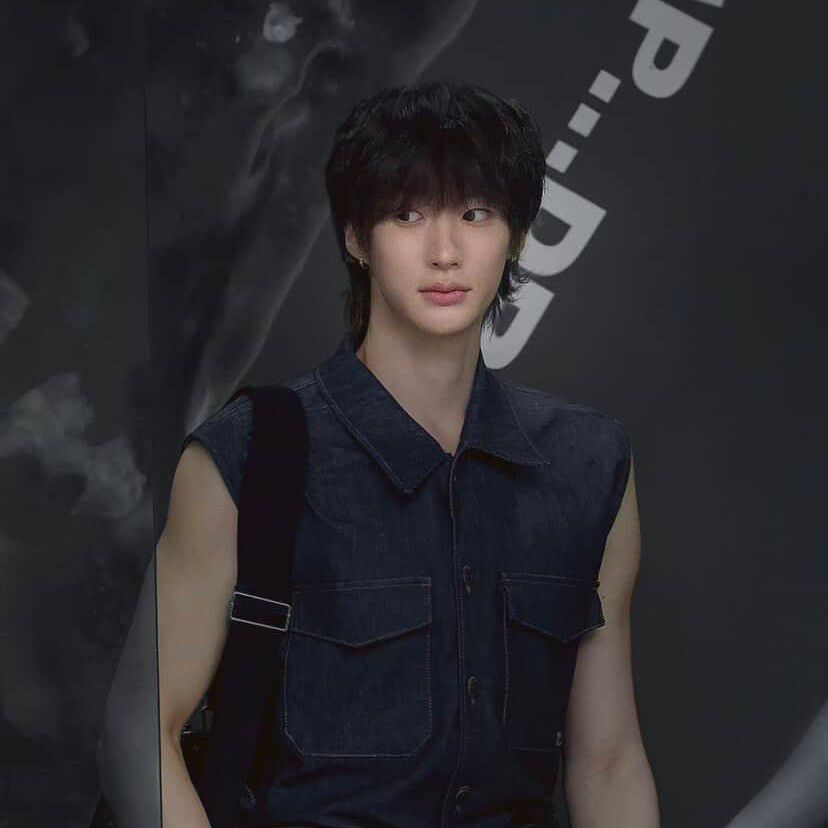 Behind-the-scenes cut of Anton (RIIZE)