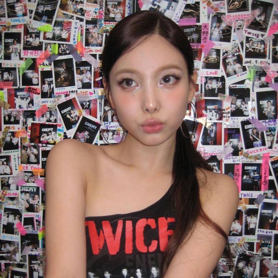 Recent activity shot of Nayeon (TWICE)