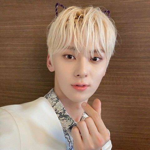 Recent activity shot of Hwang Minhyun