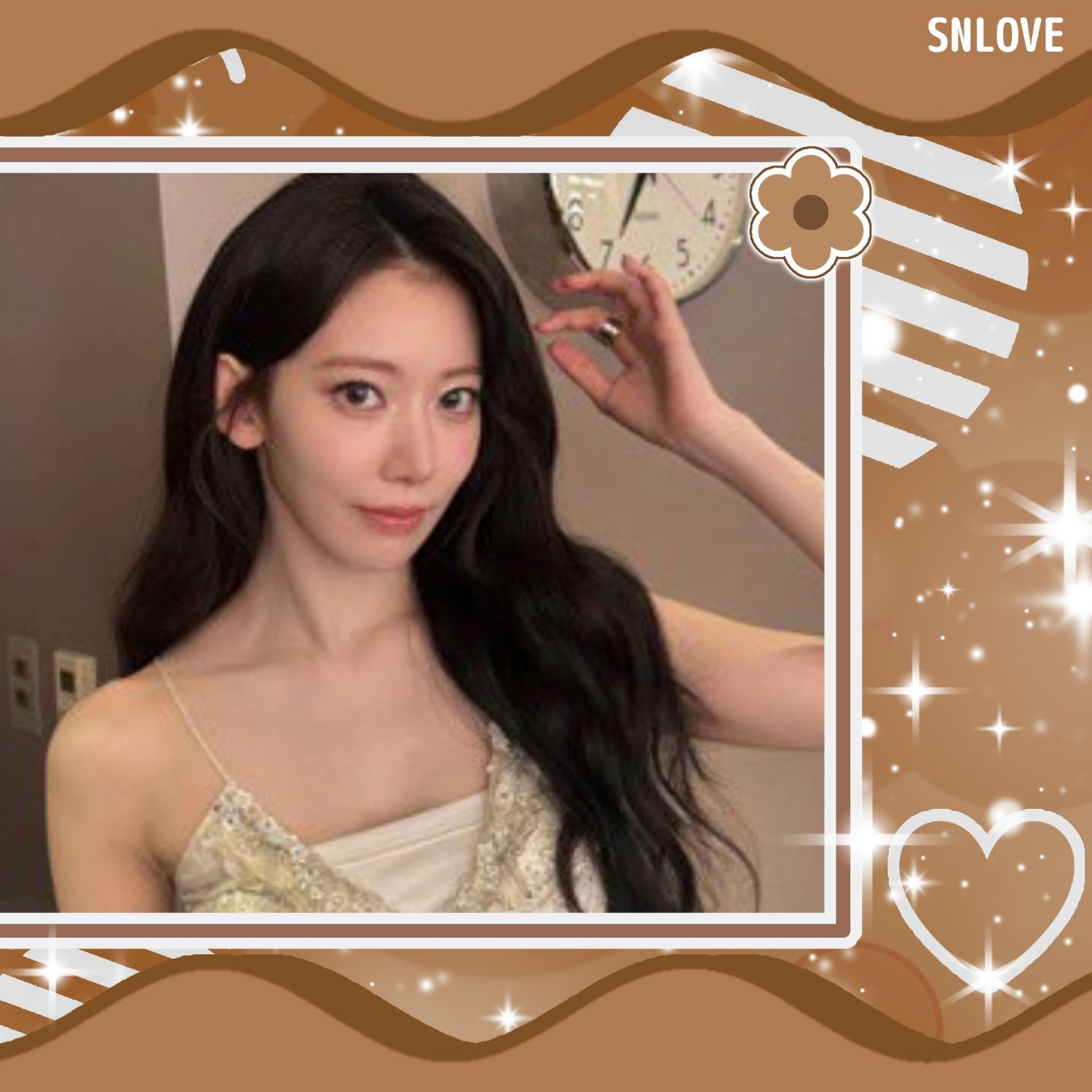 Latest photo of Sakura (LE SSERAFIM)