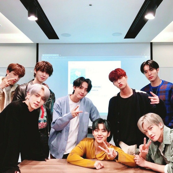 Popular profile image of PENTAGON selected by votes