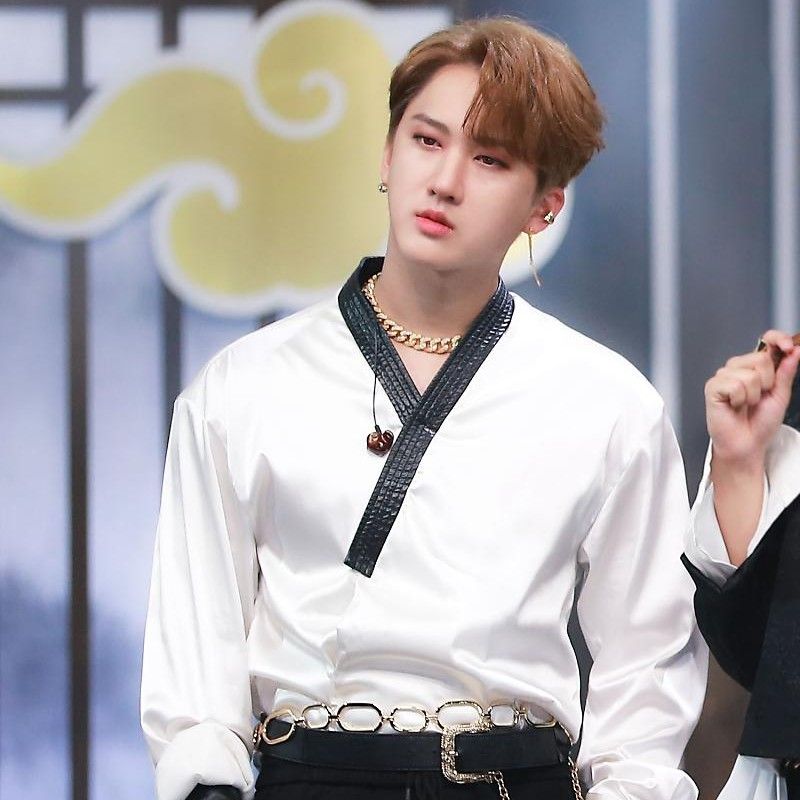 Behind-the-scenes cut of Stray Kids