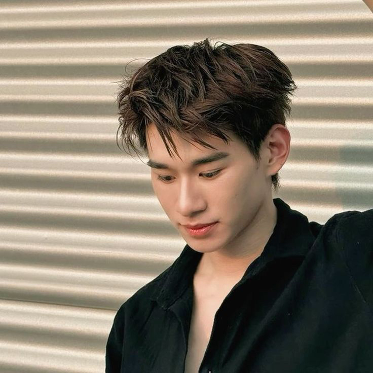 Behind-the-scenes cut of Junior (ATLAS)