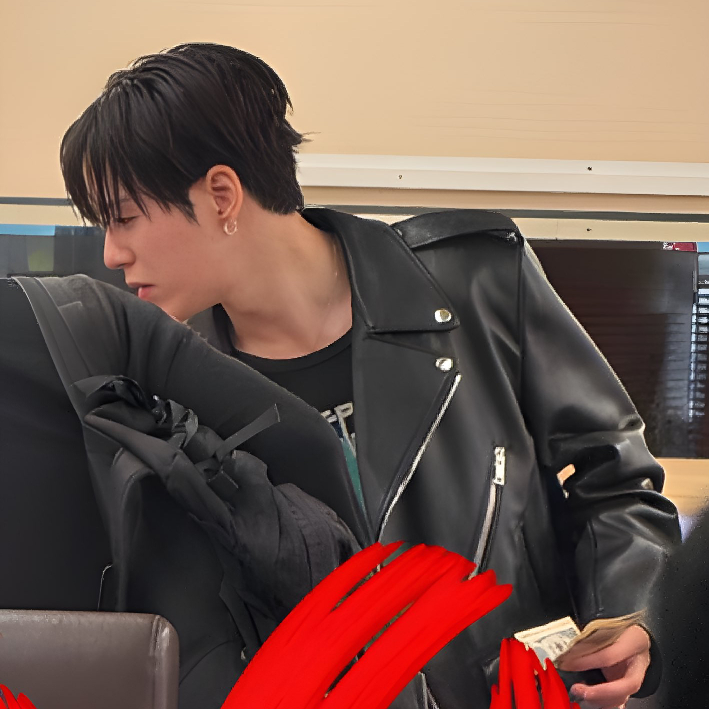 Behind-the-scenes cut of Yoon Jaehyuk (TREASURE)