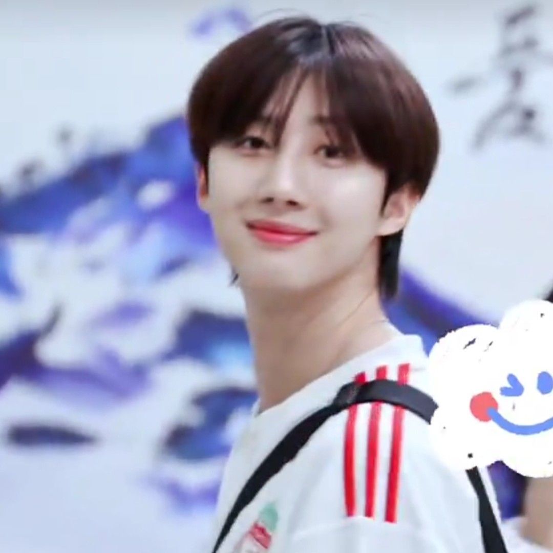 Hui (PENTAGON)的幕后花絮