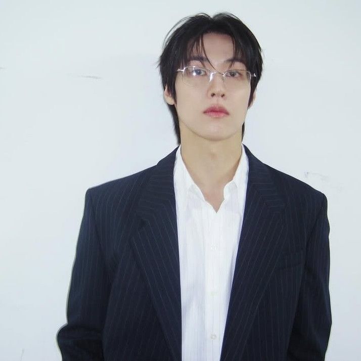 Latest photo of Lee Seunghyup (N.Flying)