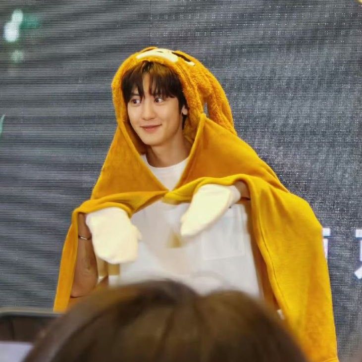 灿烈 (EXO)的幕后花絮