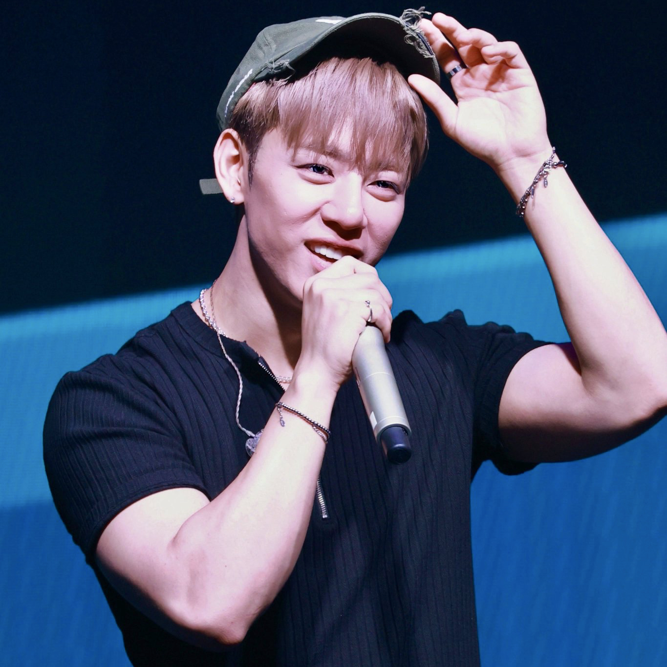 Behind-the-scenes cut of Daehyun (B.A.P)