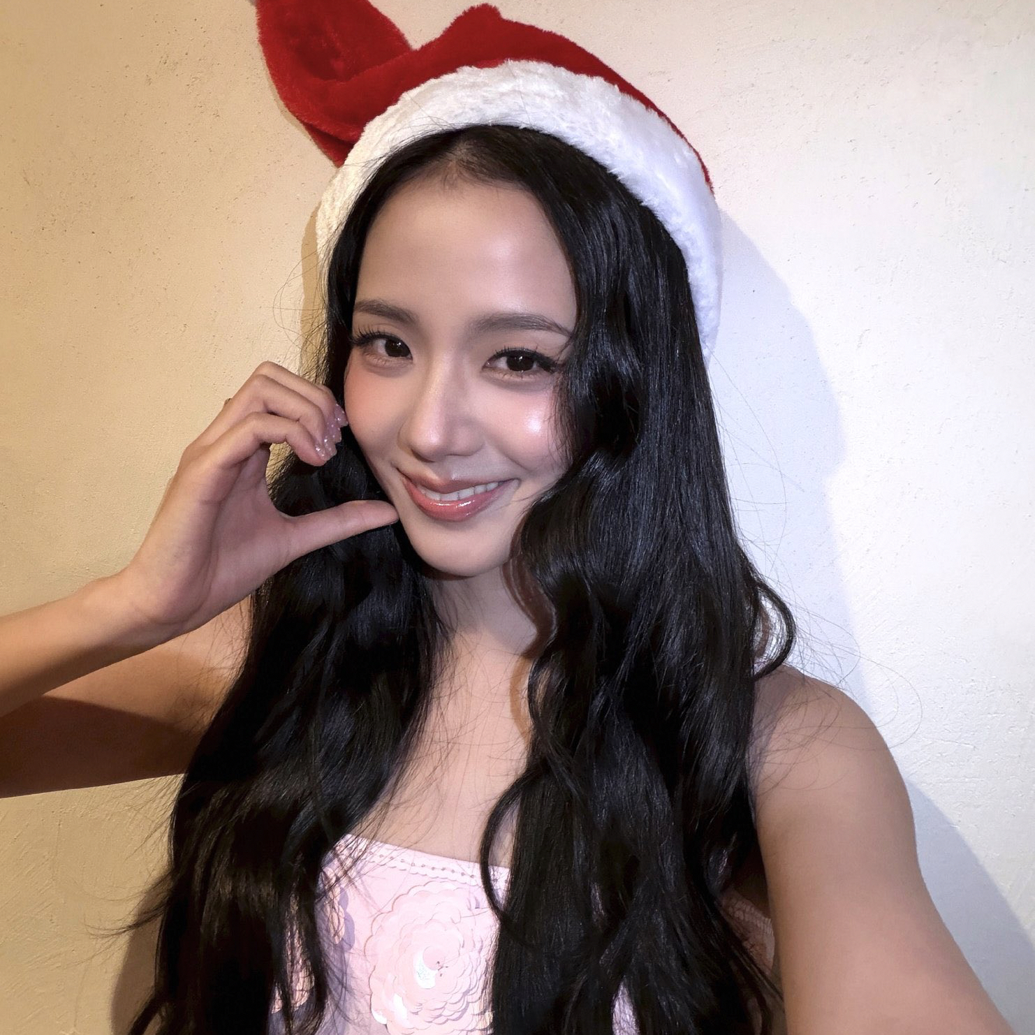 Latest photo of Jisoo (BLACKPINK)