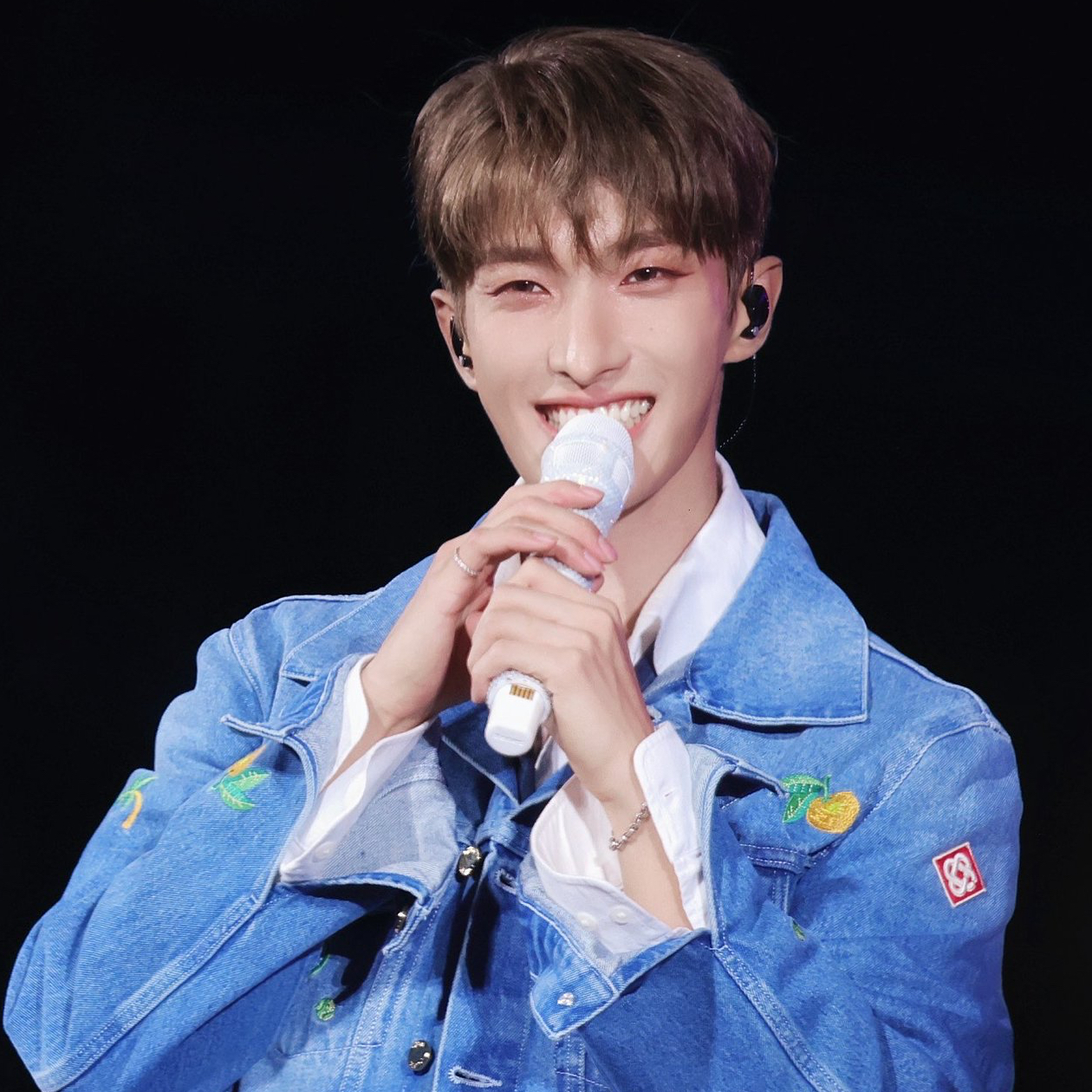 DK (SEVENTEEN)的最新活動照片