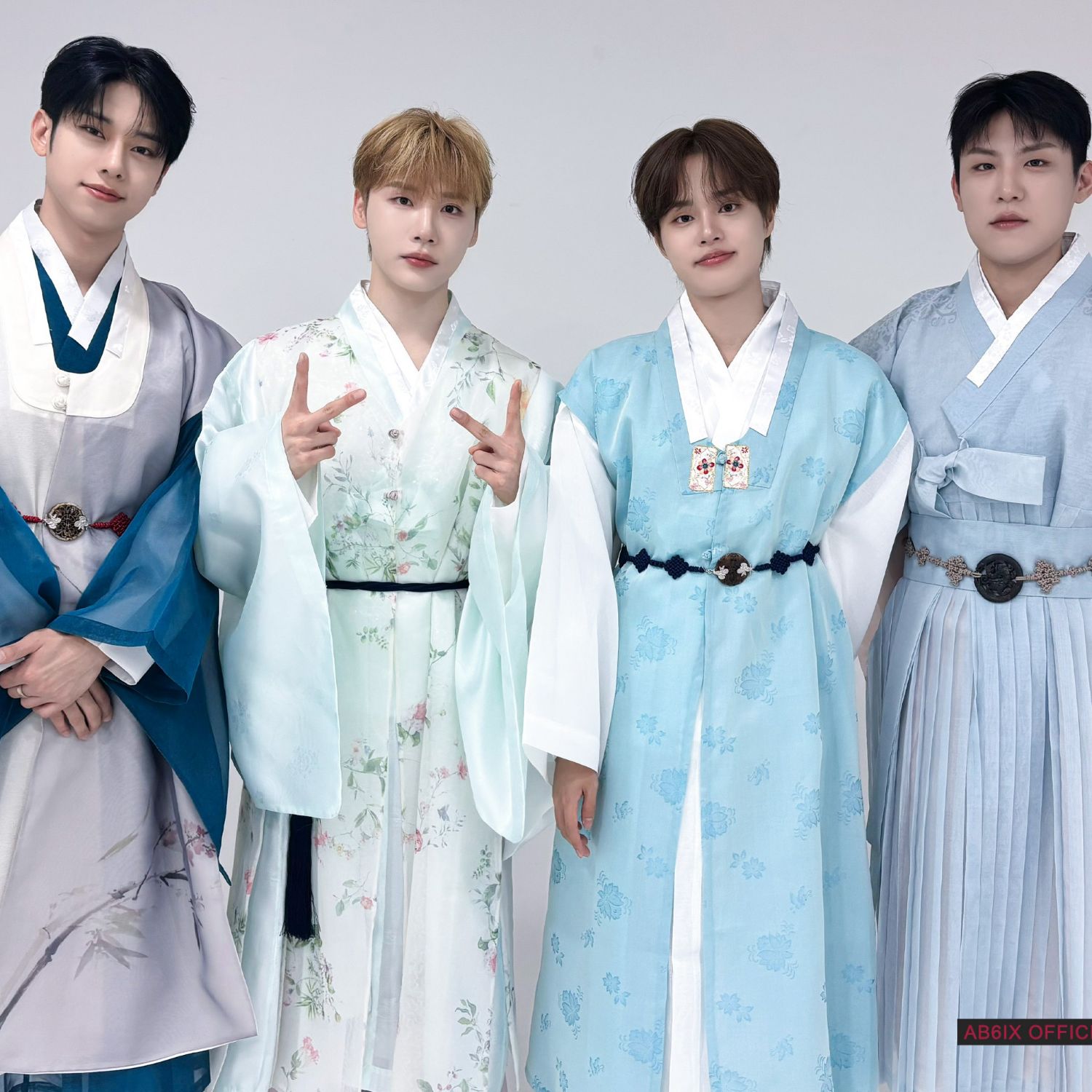 Behind-the-scenes cut of AB6IX
