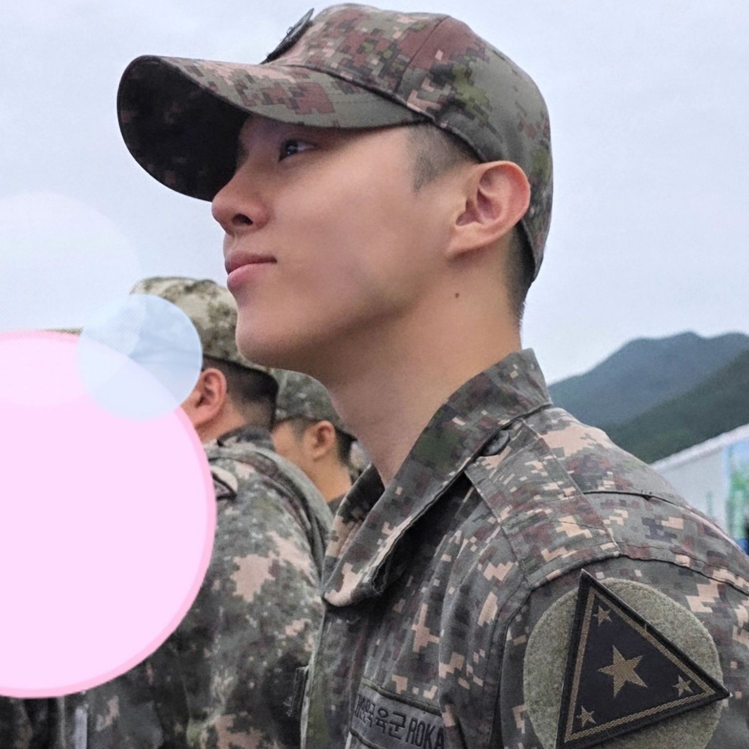 김우석의 비하인드 컷