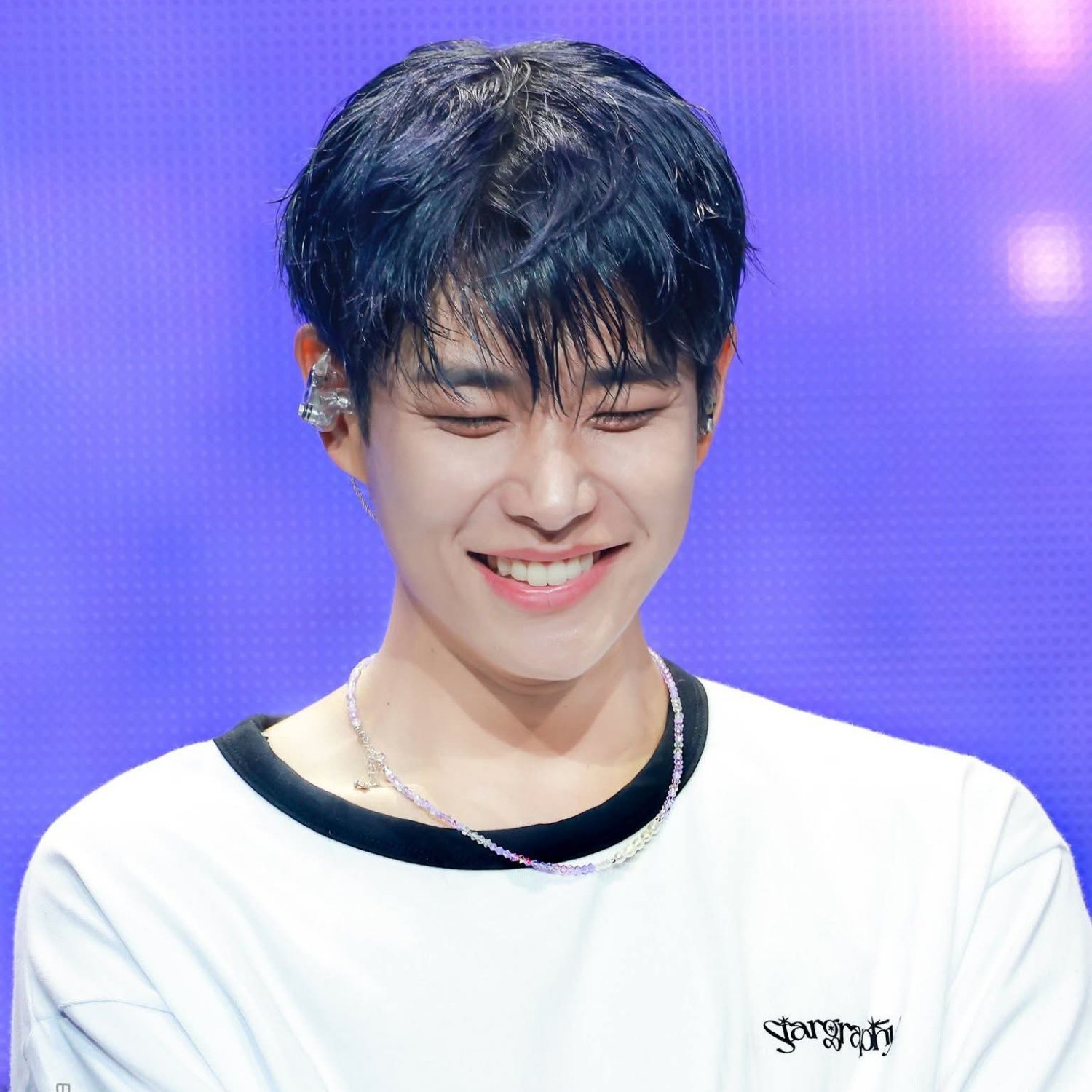 Behind-the-scenes cut of MJ (ASTRO)