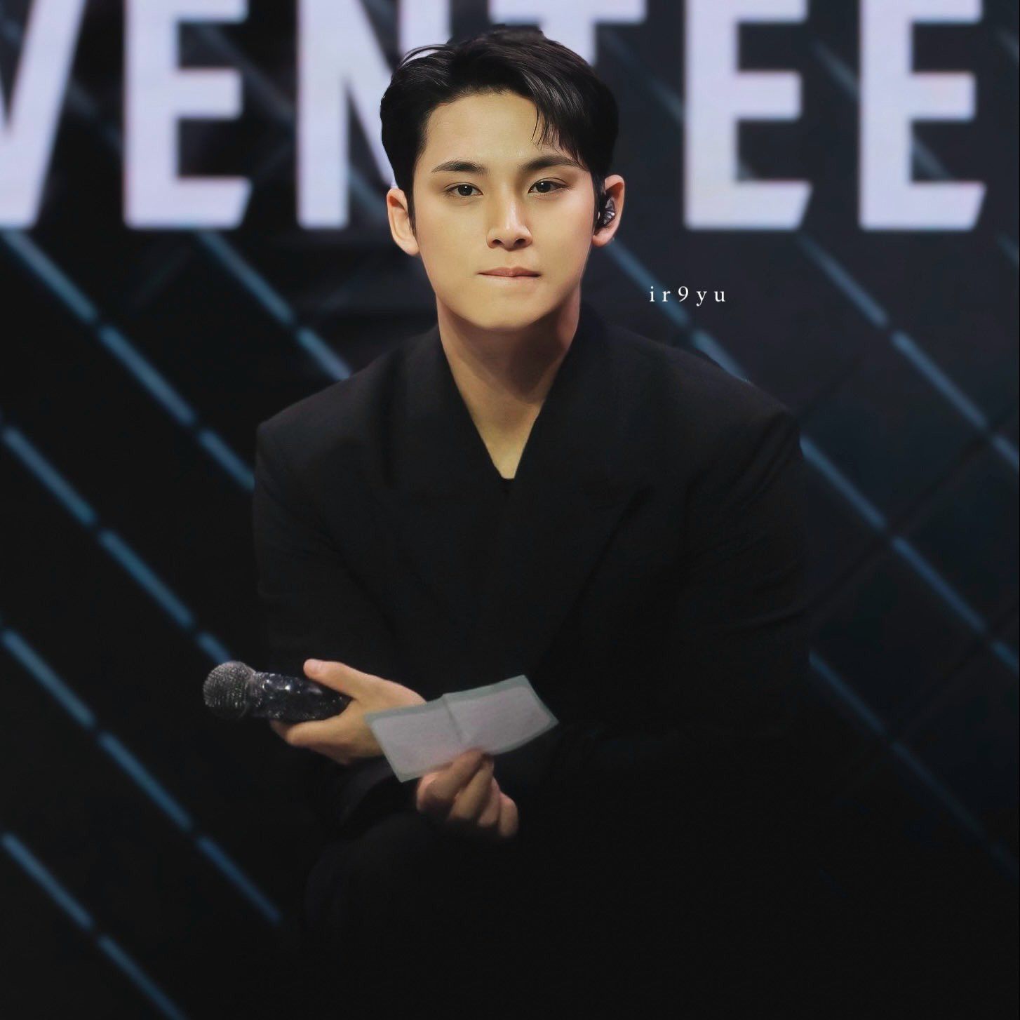 Behind-the-scenes cut of Mingyu (SEVENTEEN)