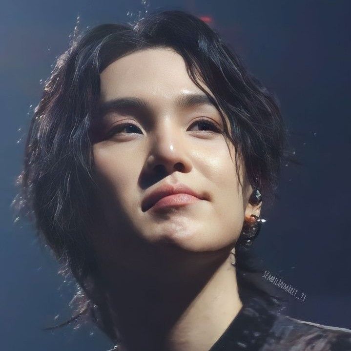 SUGA (BTS)の最近の活動写真