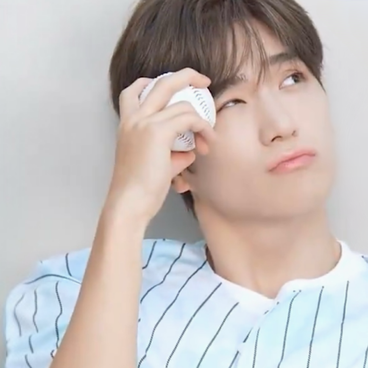 A moment captured by Hyunjae (THE BOYZ)'s fan