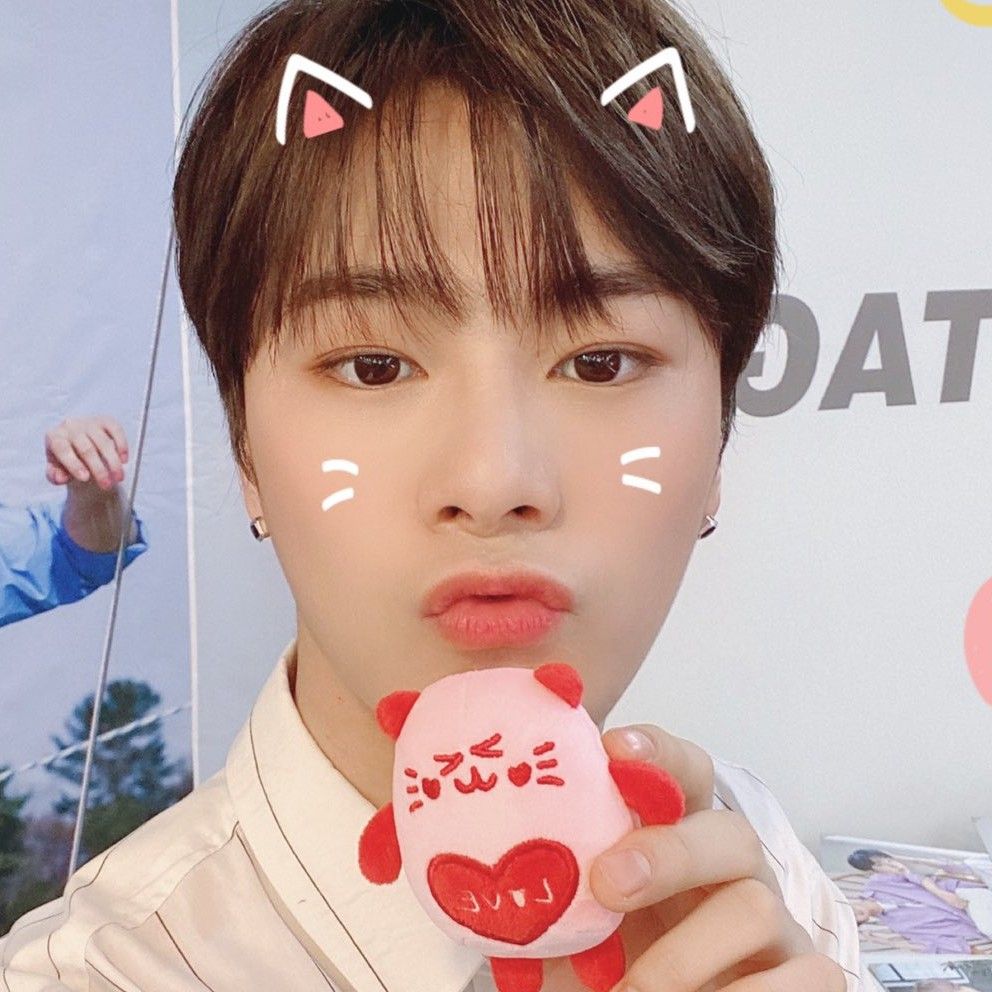 Latest photo of Moonbin (ASTRO)