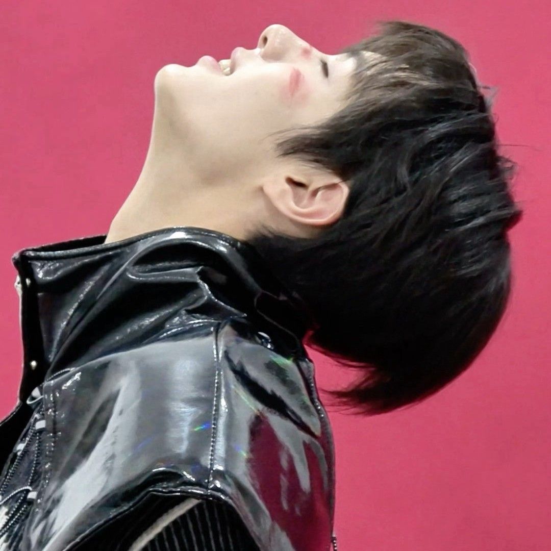 A moment captured by Omar (NexT1DE)'s fan