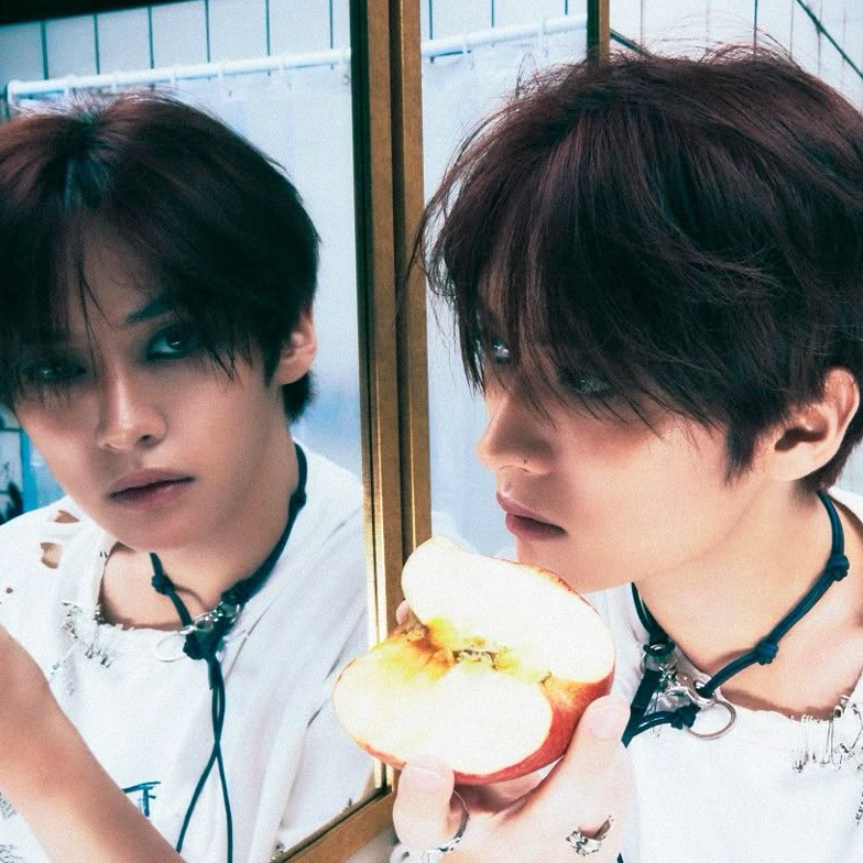 Recent activity shot of Lee Know (Stray Kids)