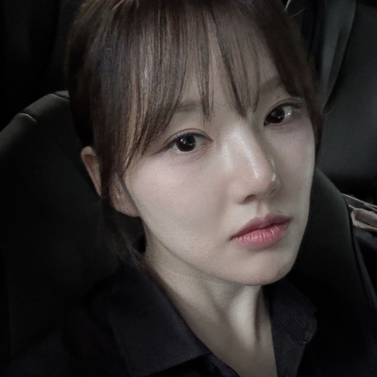 艺琳 (GFRIEND)的最新活动照片
