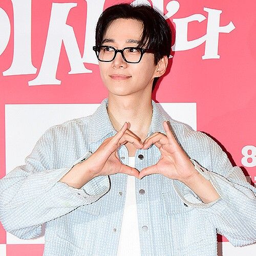 Recent activity shot of Junho (2PM)