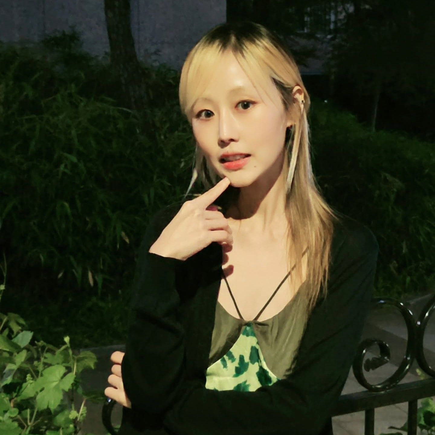 A moment captured by Lee Sujeong (Lovelyz)'s fan