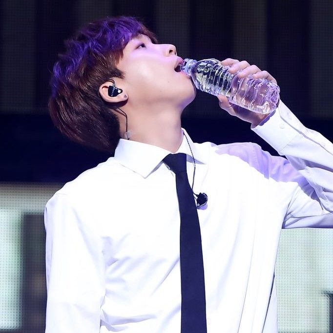 A moment captured by Jeong Sewoon's fan