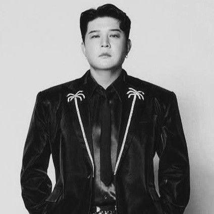 Latest photo of Shindong (Super Junior)