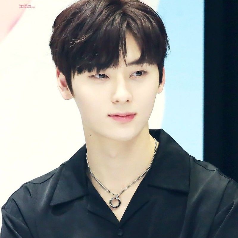 Potret di balik layar Hwang Minhyun