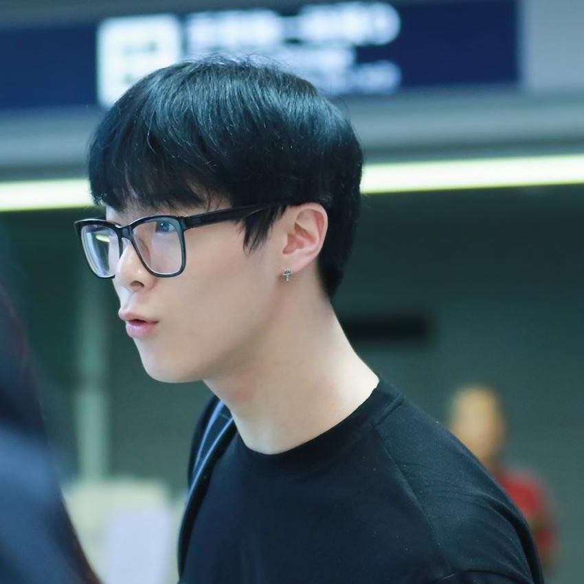 Behind-the-scenes cut of Moonbin (ASTRO)