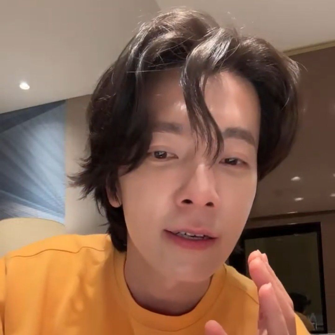 Recent activity shot of Donghae (Super Junior)