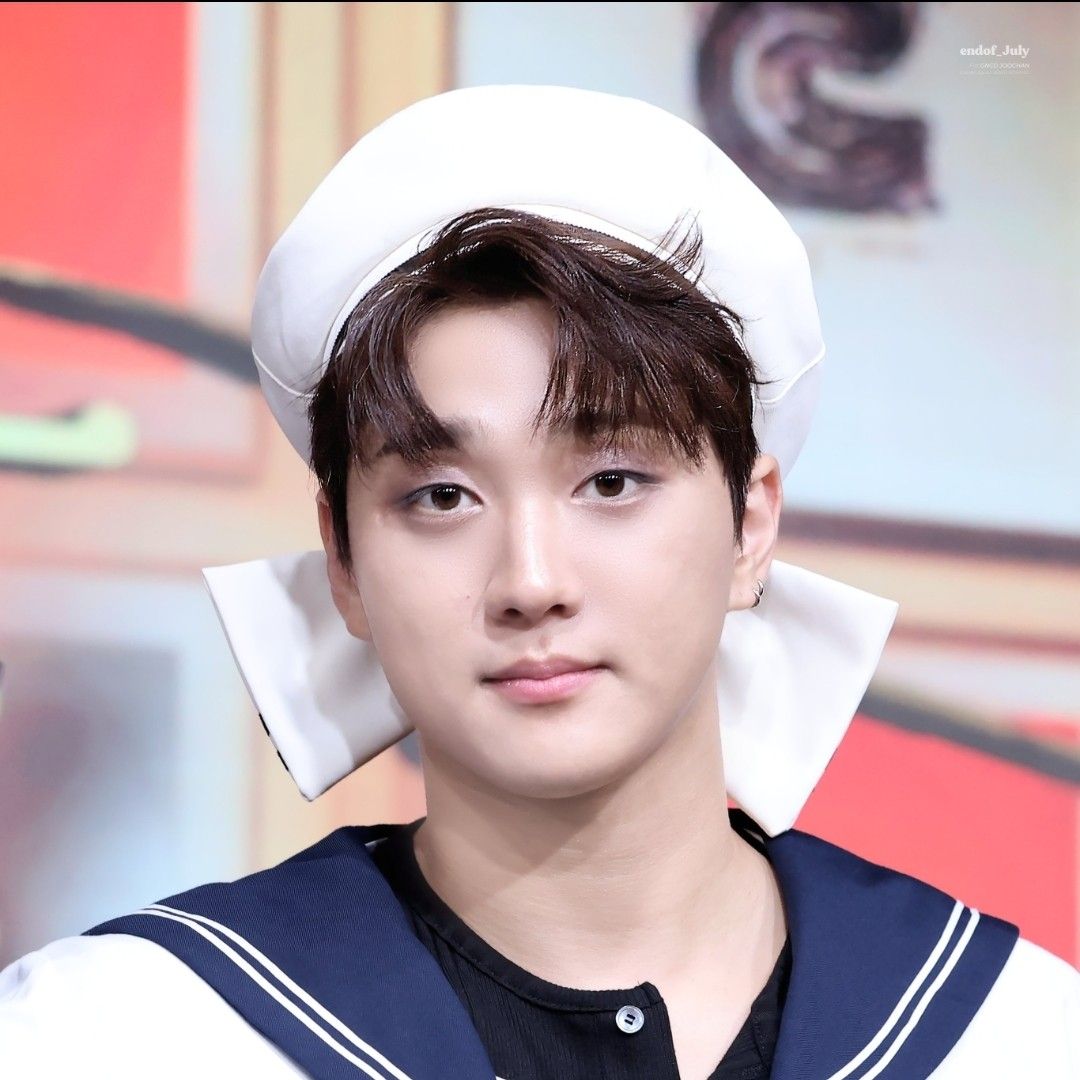 A moment captured by Hong Joochan (GoldenChild)'s fan