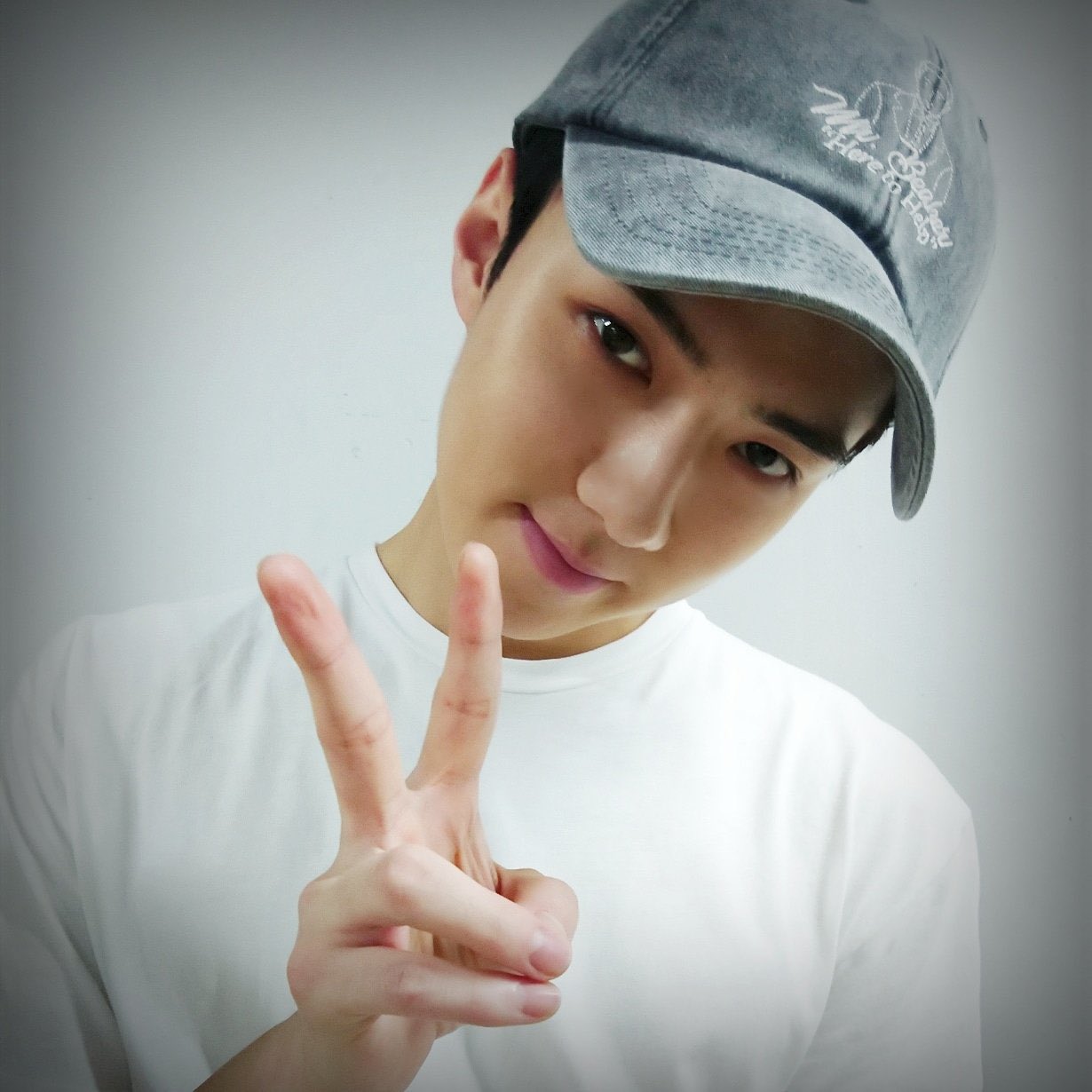 Behind-the-scenes cut of Sehun (EXO)