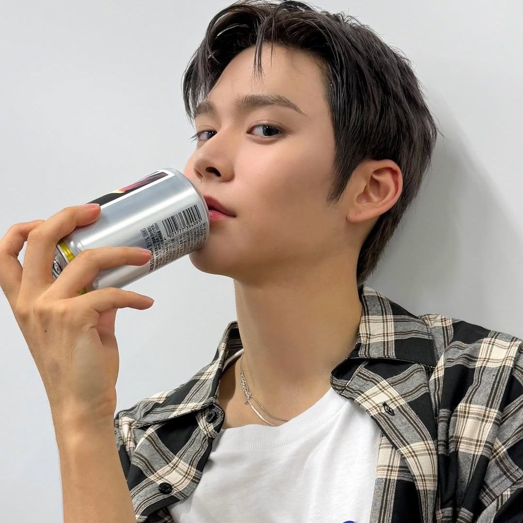 Latest photo of Eunseok (RIIZE)