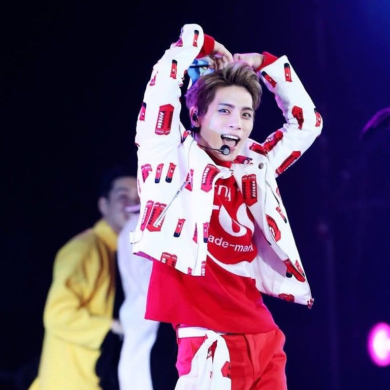 Behind-the-scenes cut of Jonghyun (SHINee)