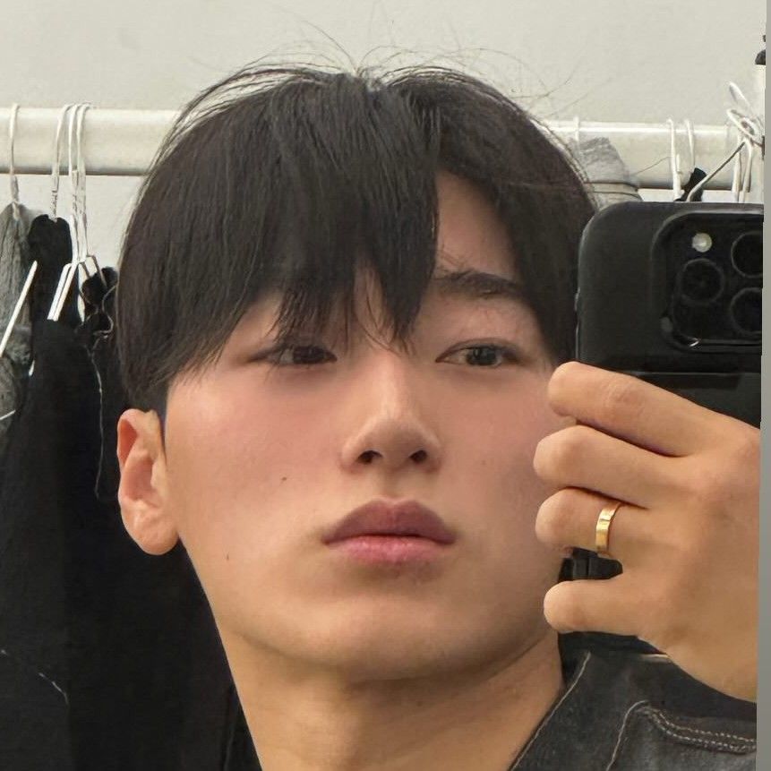 Behind-the-scenes cut of San (ATEEZ)