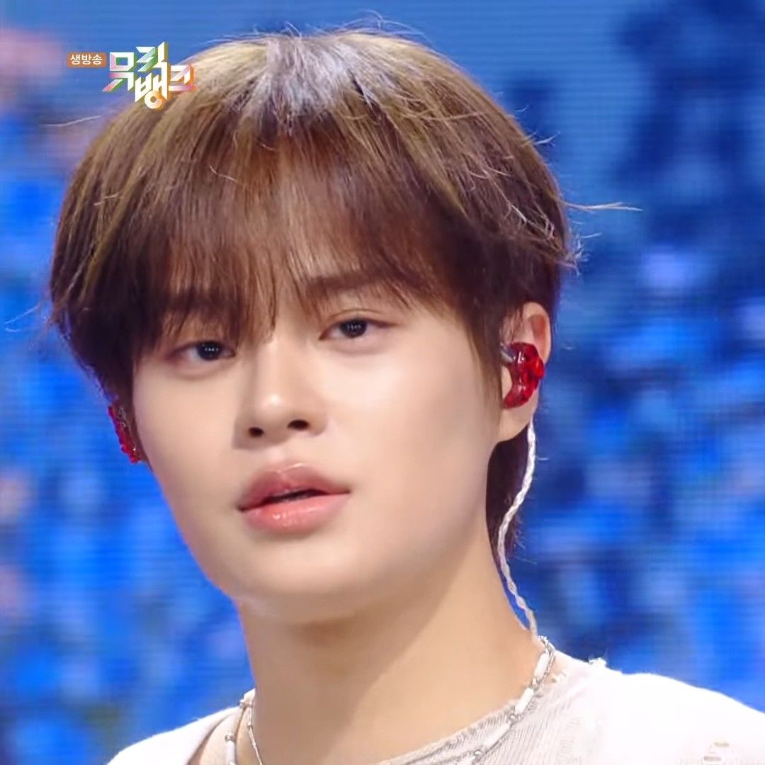 Recent activity shot of Lee Daehwi (AB6IX)