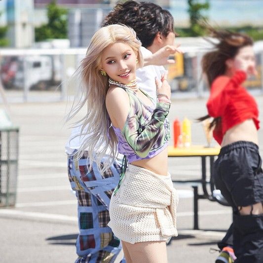 Latest photo of Soyeon (i-dle)