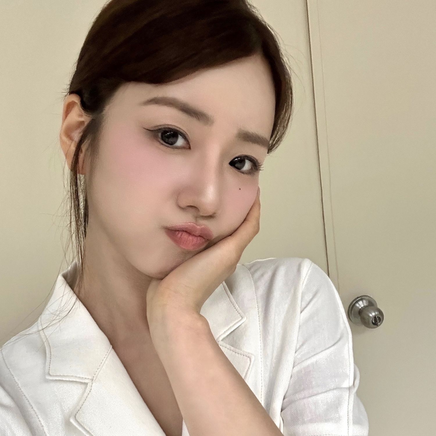 A moment captured by Yoon Bomi (Apink)'s fan
