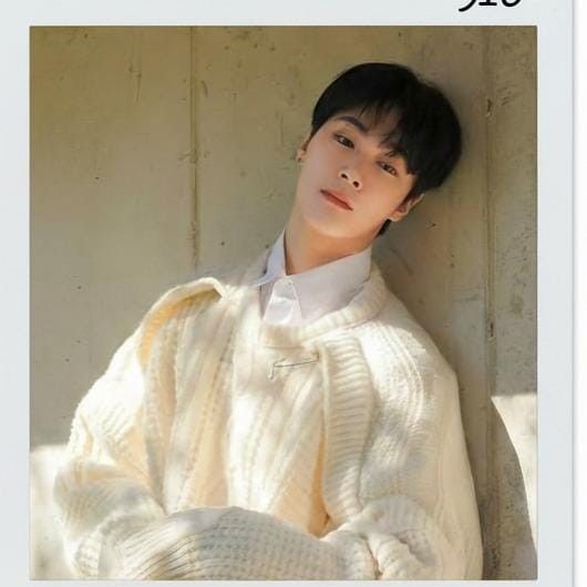 A moment captured by Moonbin (ASTRO)'s fan