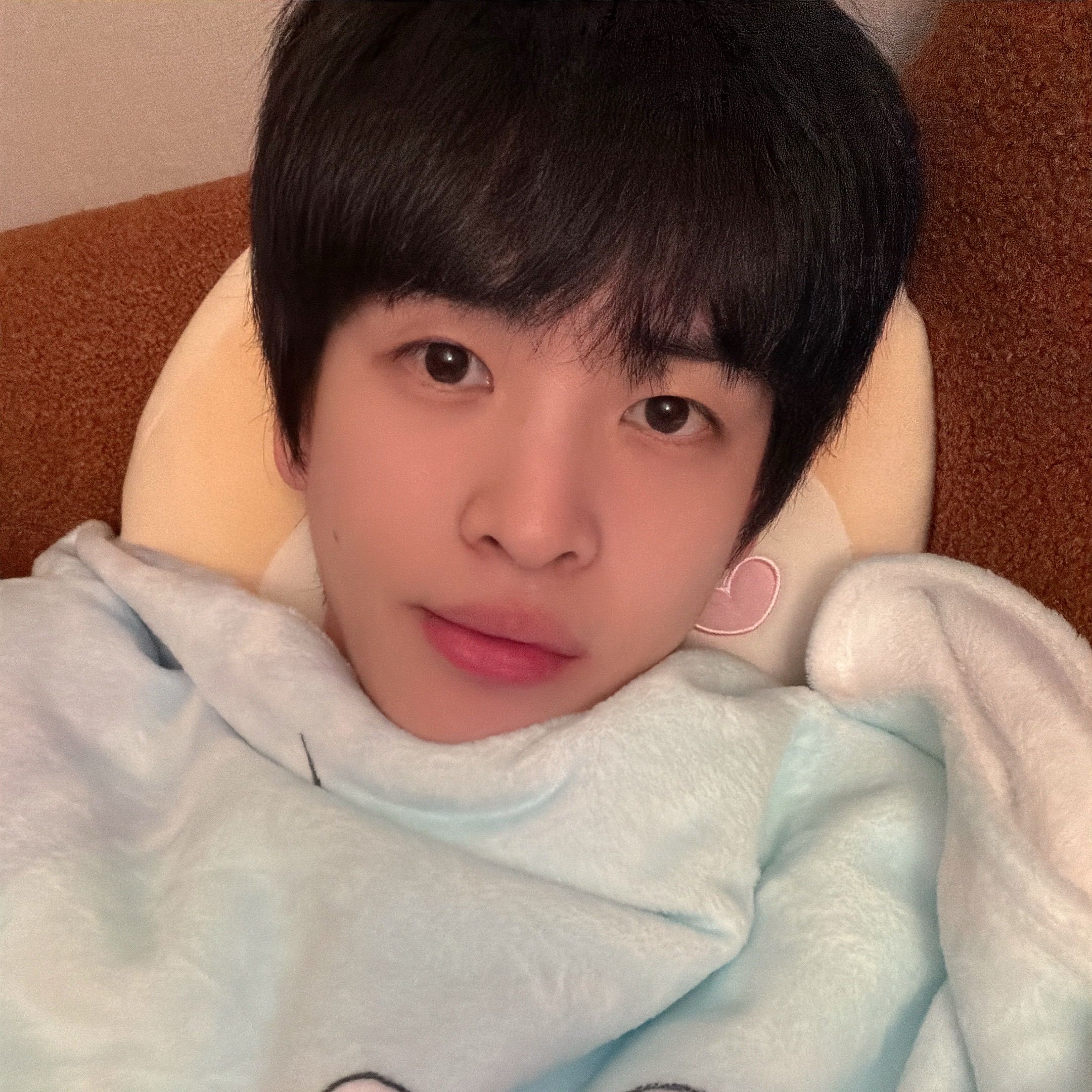 Recent activity shot of Allen (CRAVITY)