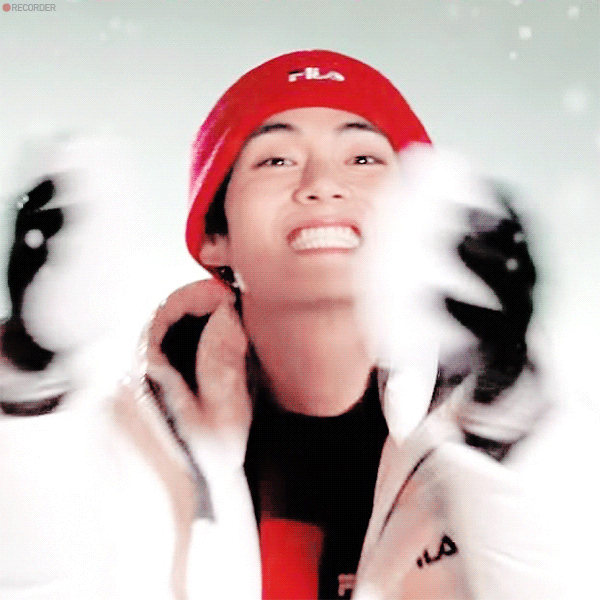 뷔 (방탄소년단)의 비하인드 컷