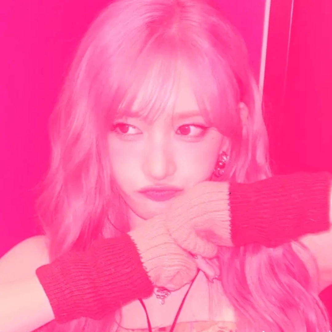 Feed komunitas K-pop terpanas hari ini