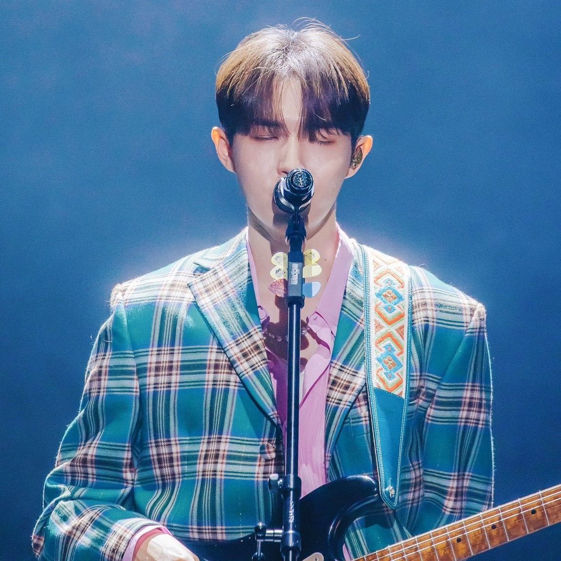 A moment captured by Kim Jaehwan's fan