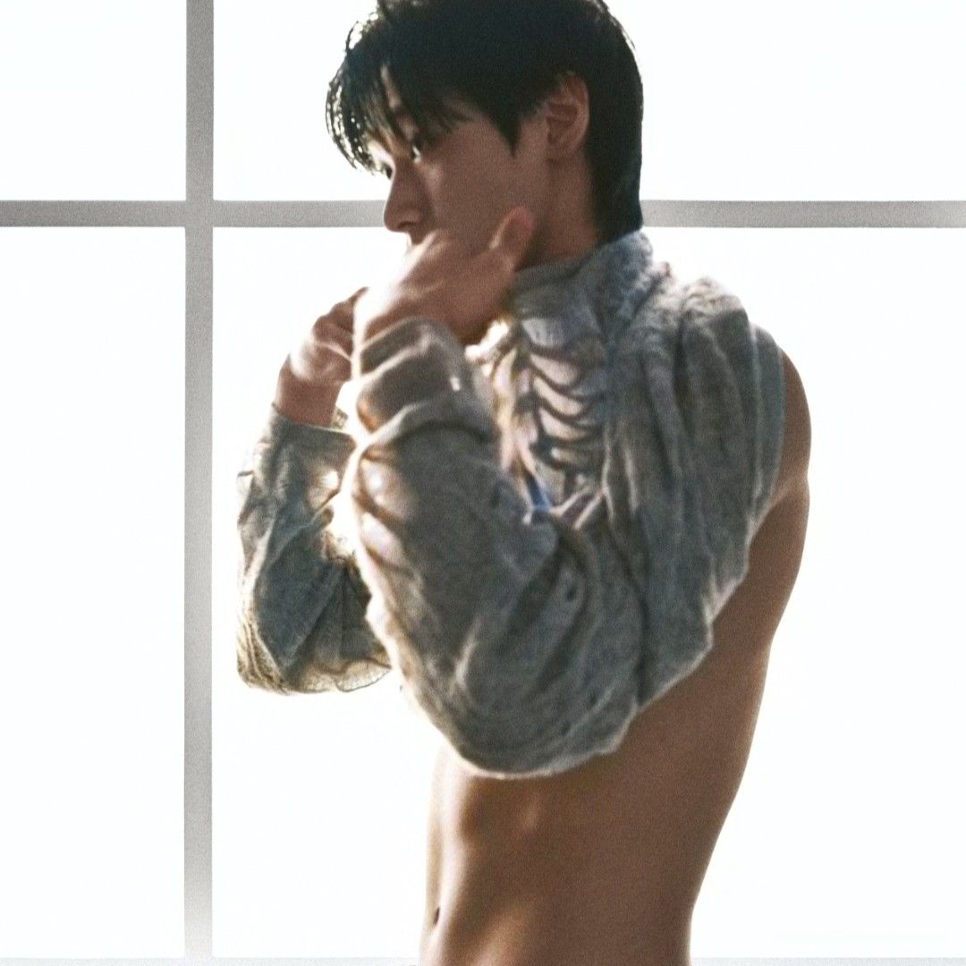 ジュヨン (THE BOYZ)の最新写真