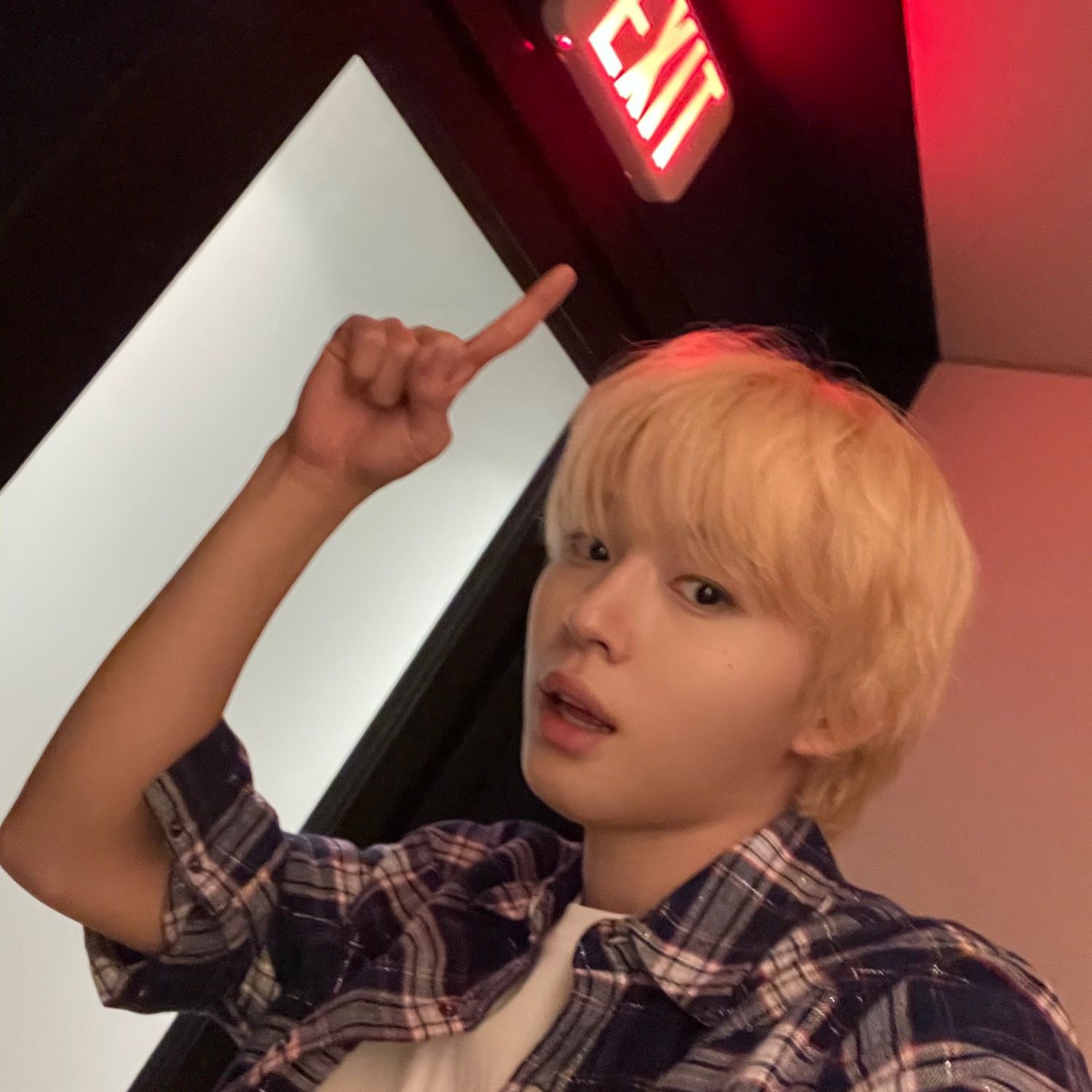 Behind-the-scenes cut of Keiju (KickFlip)