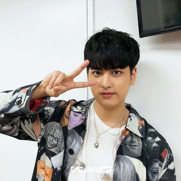 Latest photo of CHAN (iKON)