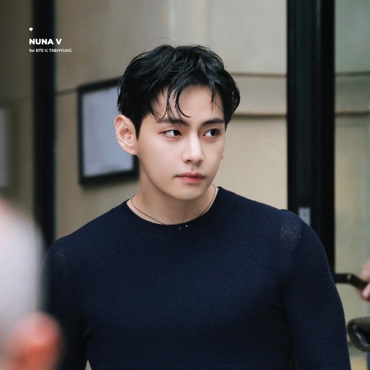 뷔 (방탄소년단) 최근 활동샷