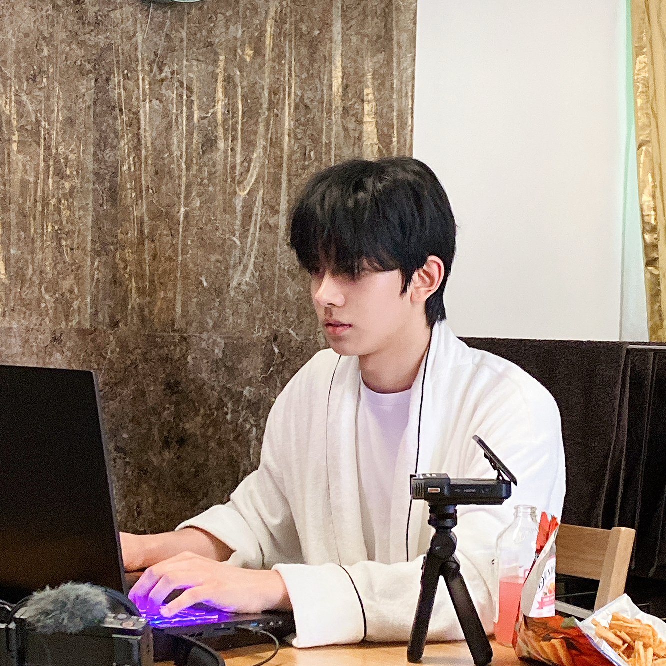 羲承 (ENHYPEN)粉絲拍下的瞬間