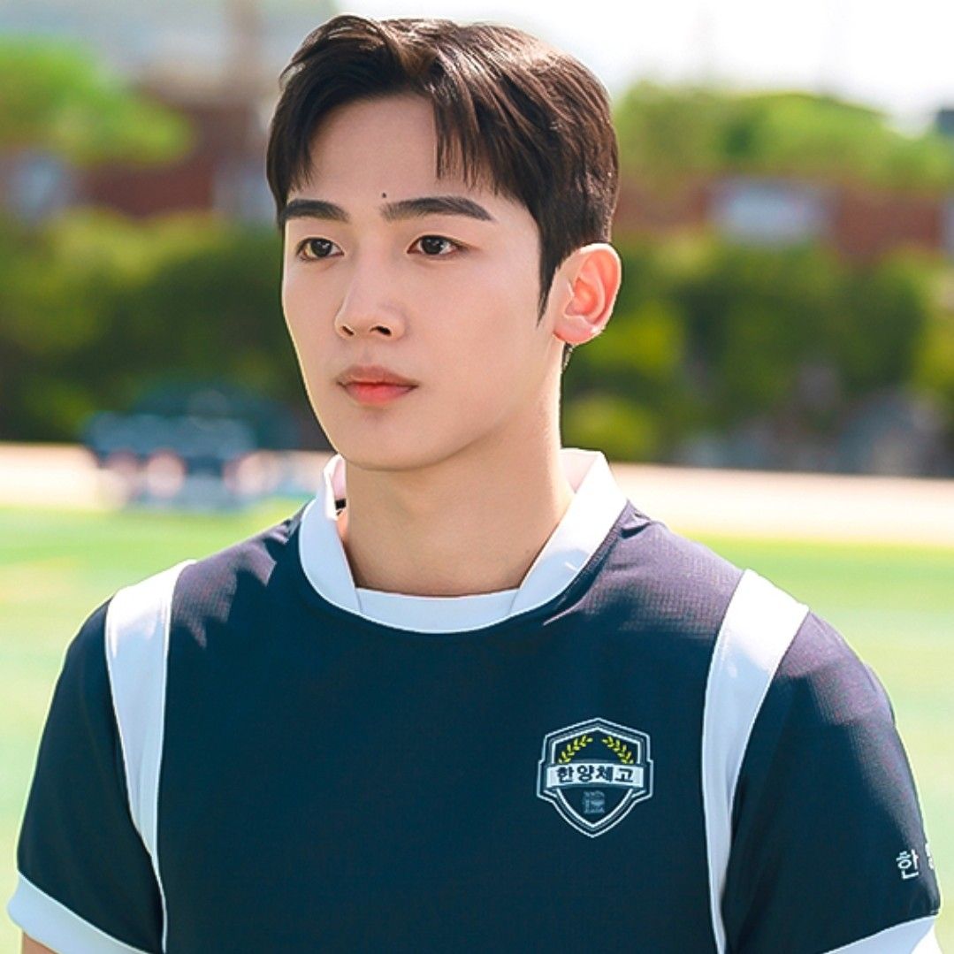 Recent activity shot of Kim Yohan (WEi)